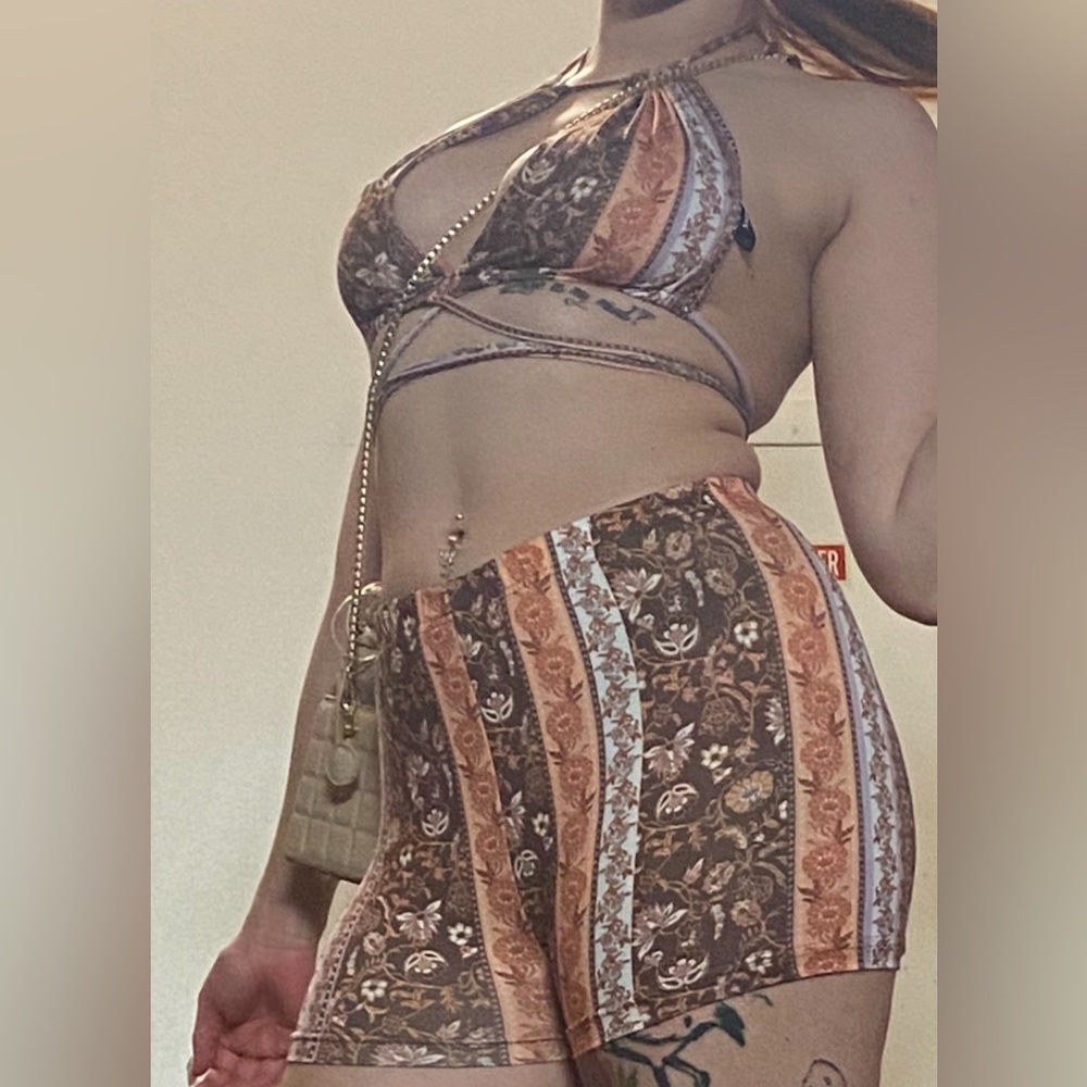 Shein summer boho crop top shorts set. Size medium.